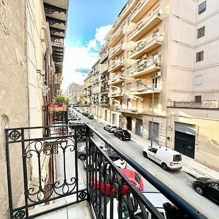 Palazzo La Zagara Apartment ปาแลร์โม ภายนอก รูปภาพ