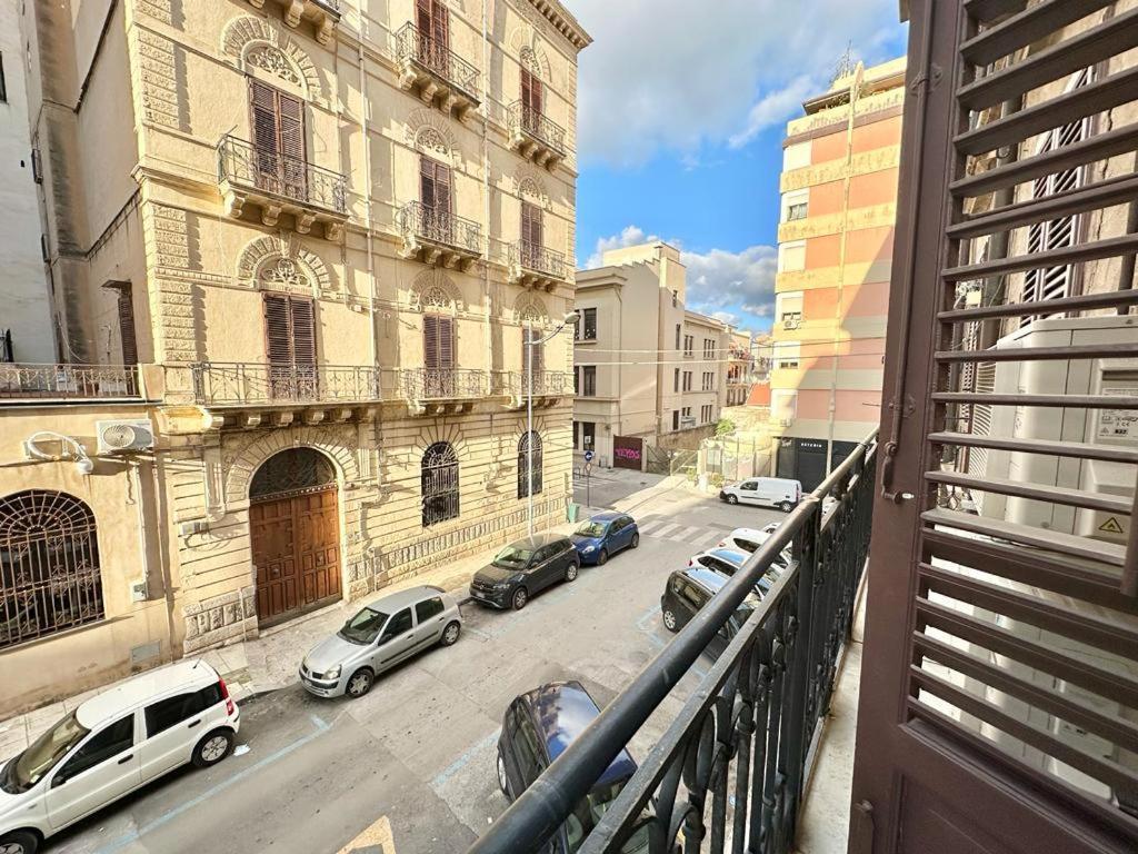Palazzo La Zagara Apartment ปาแลร์โม ภายนอก รูปภาพ